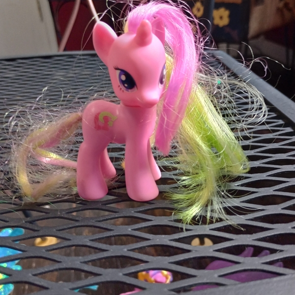 My Little Pony Toy Bundle - Picture 12 of 16